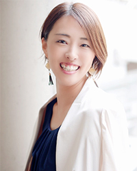 平良 香織 氏
