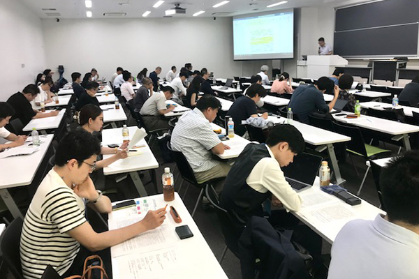 講演の様子