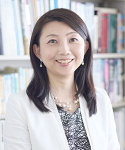 久保南海子氏