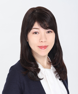 吉田 満梨 氏