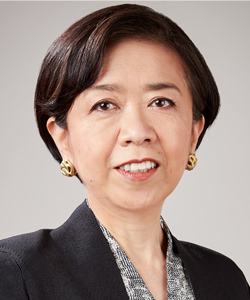 平山幸江氏
